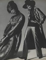 VOGUE 1970年代 ３冊   ゆりです Vogue 1970年1月15日号(US)(Dina Vreeland: 編 Editorial
